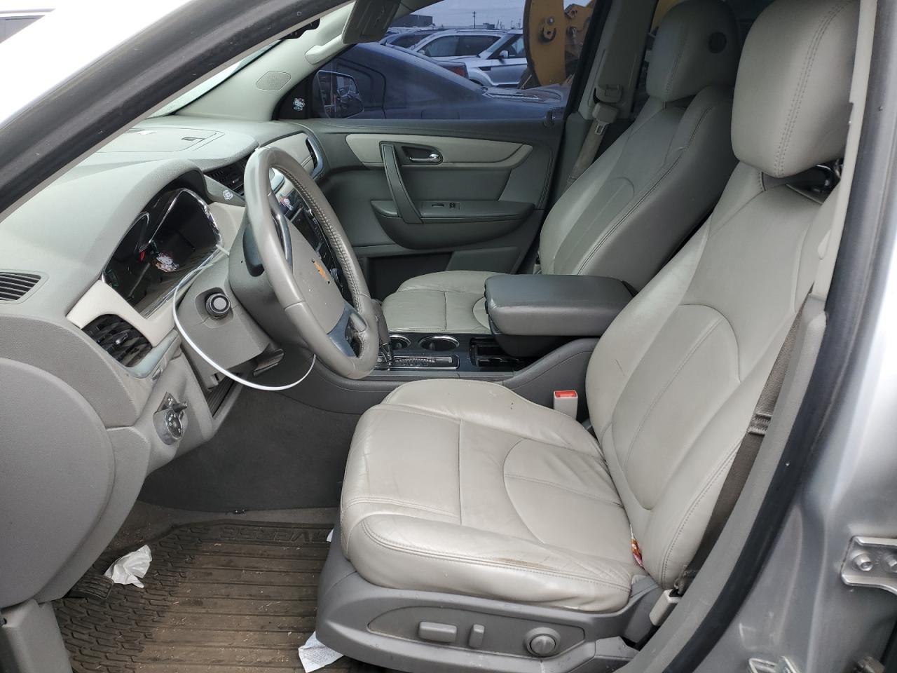 2015 CHEVROLET TRAVERSE L - Фото 7