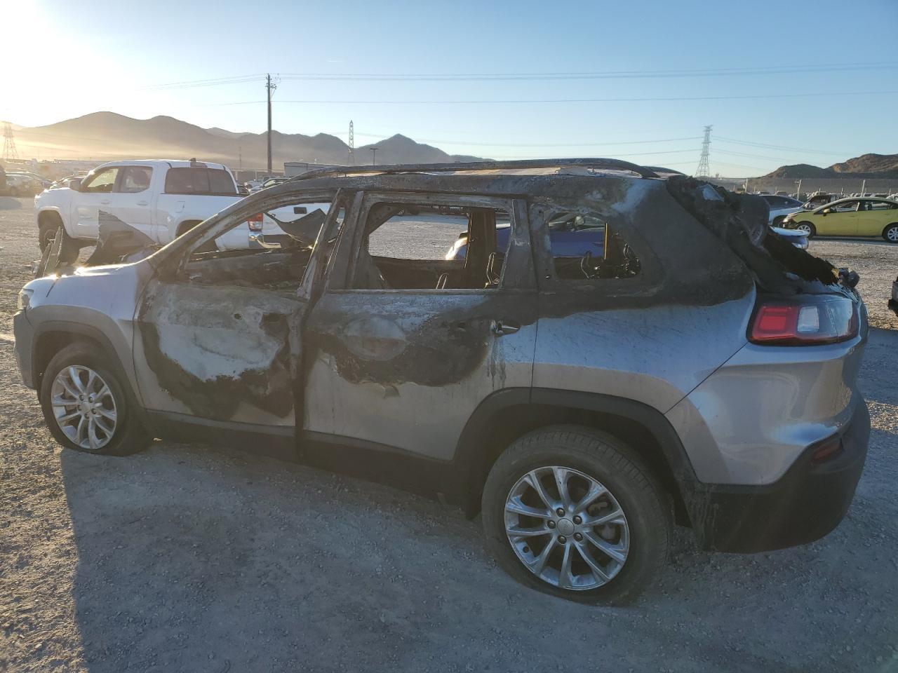 2019 JEEP CHEROKEE L - Фото 2