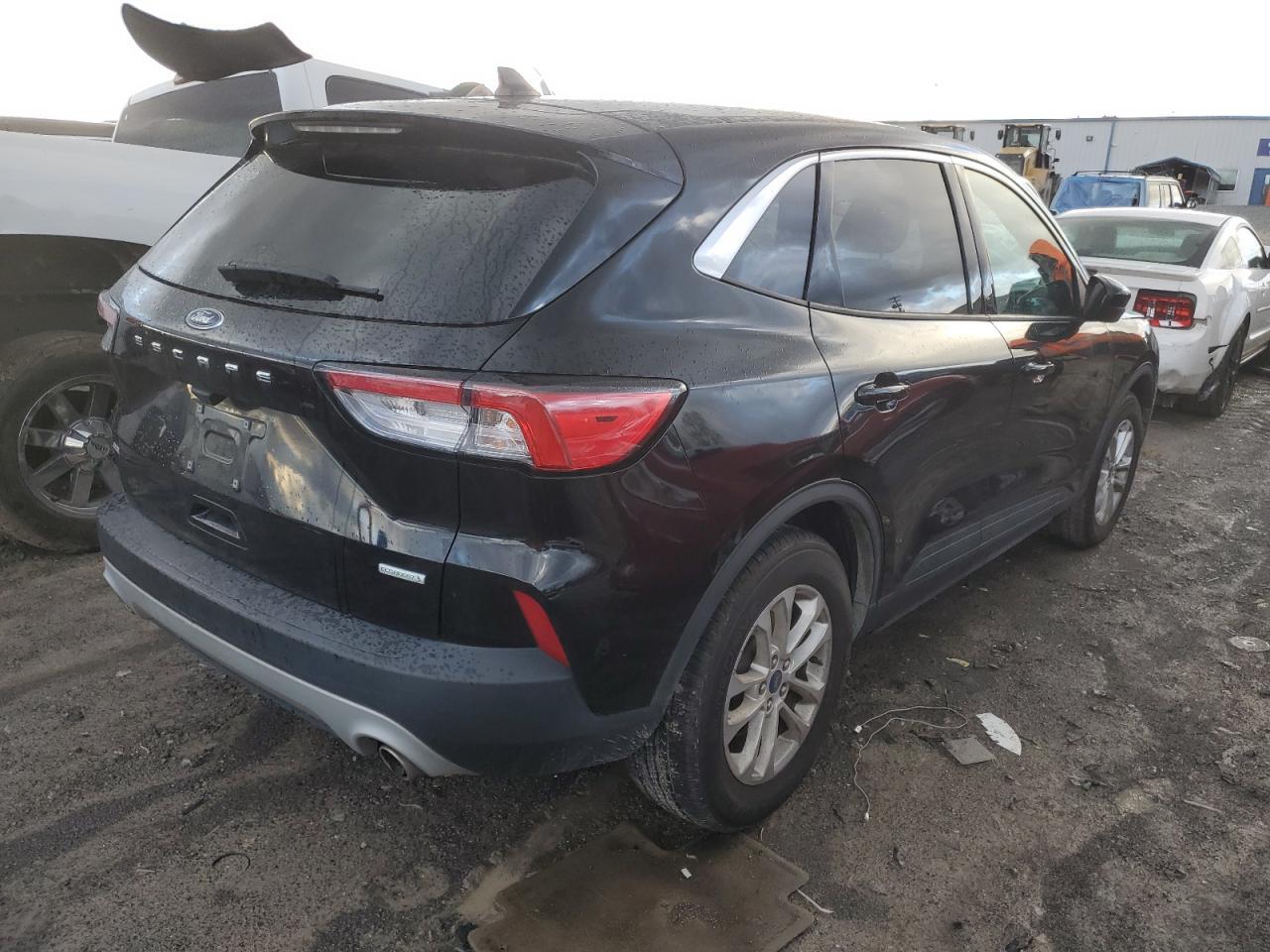 2020 FORD ESCAPE SE - Image 3