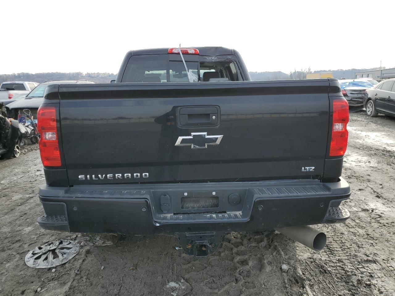 2018 CHEVROLET SILVERADO - Фото 6