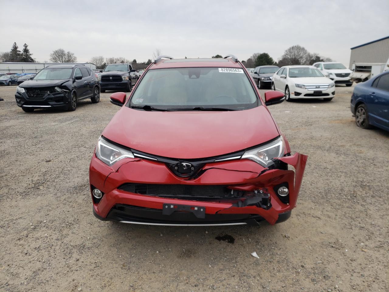 2017 TOYOTA RAV4 XLE - Фото 5