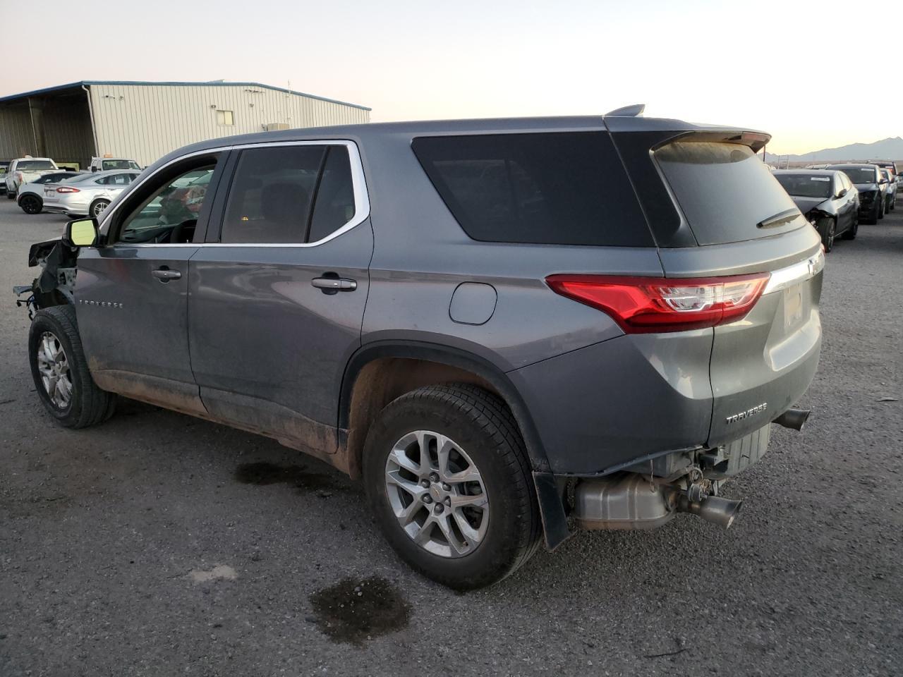 2020 CHEVROLET TRAVERSE L - Фото 2
