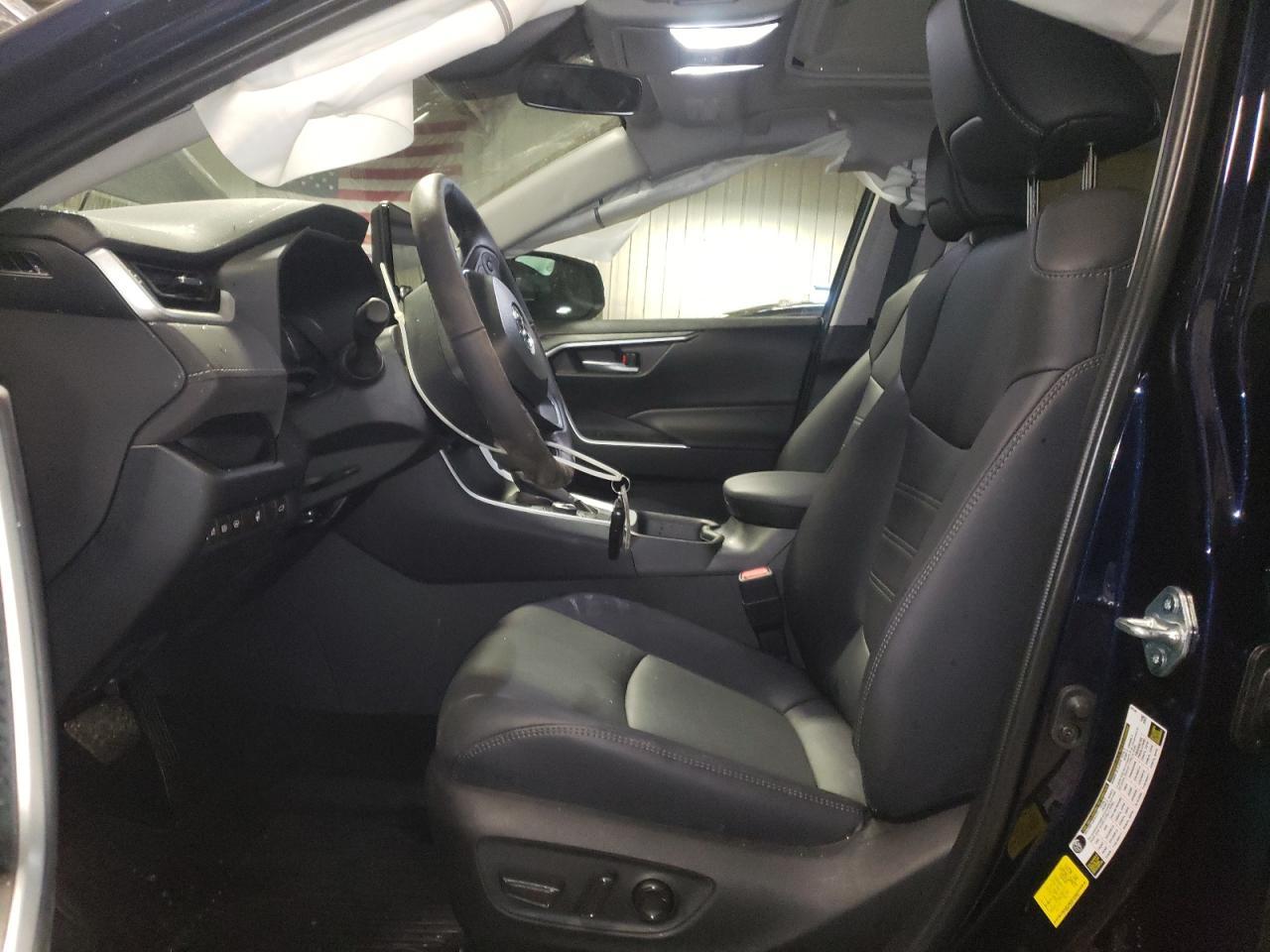 2024 TOYOTA RAV4 XLE P - Image 7