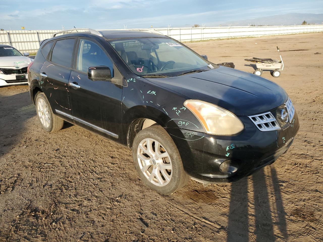 2013 NISSAN ROGUE S - Image 4