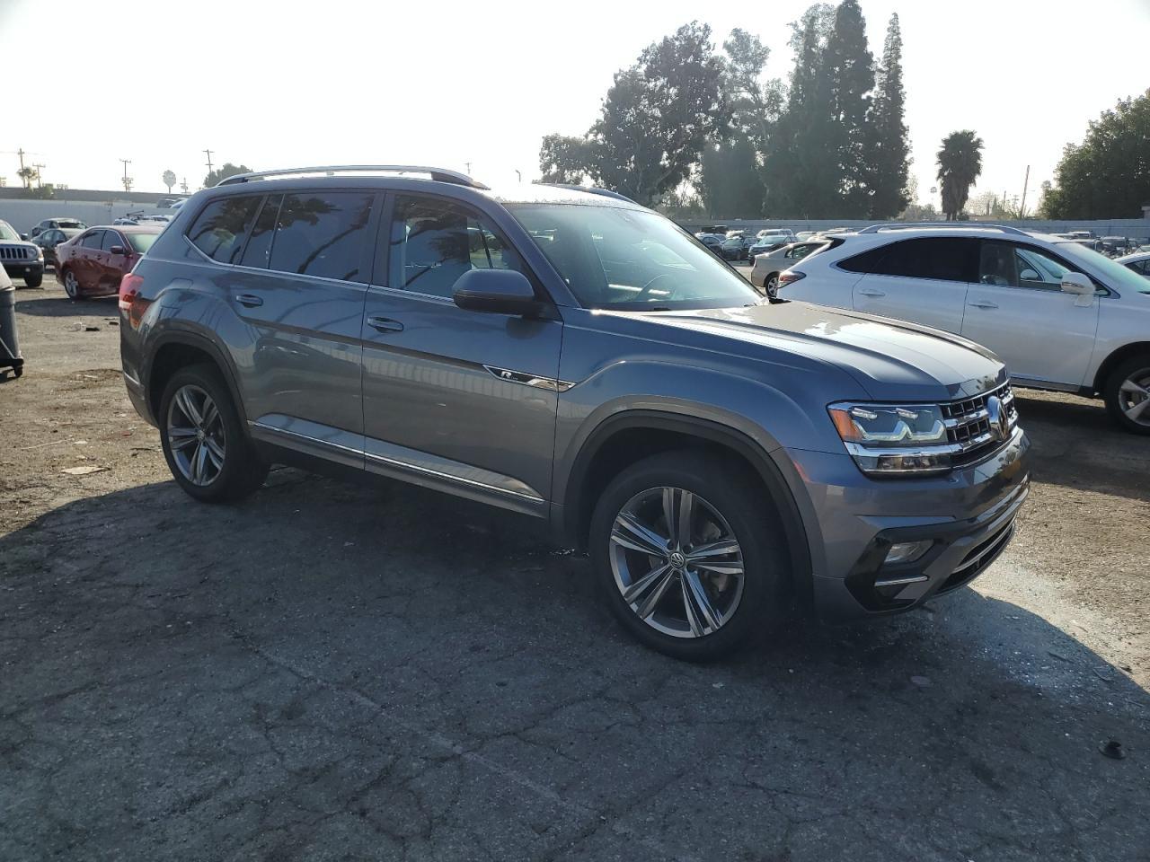 2018 VOLKSWAGEN ATLAS SEL - Image 4