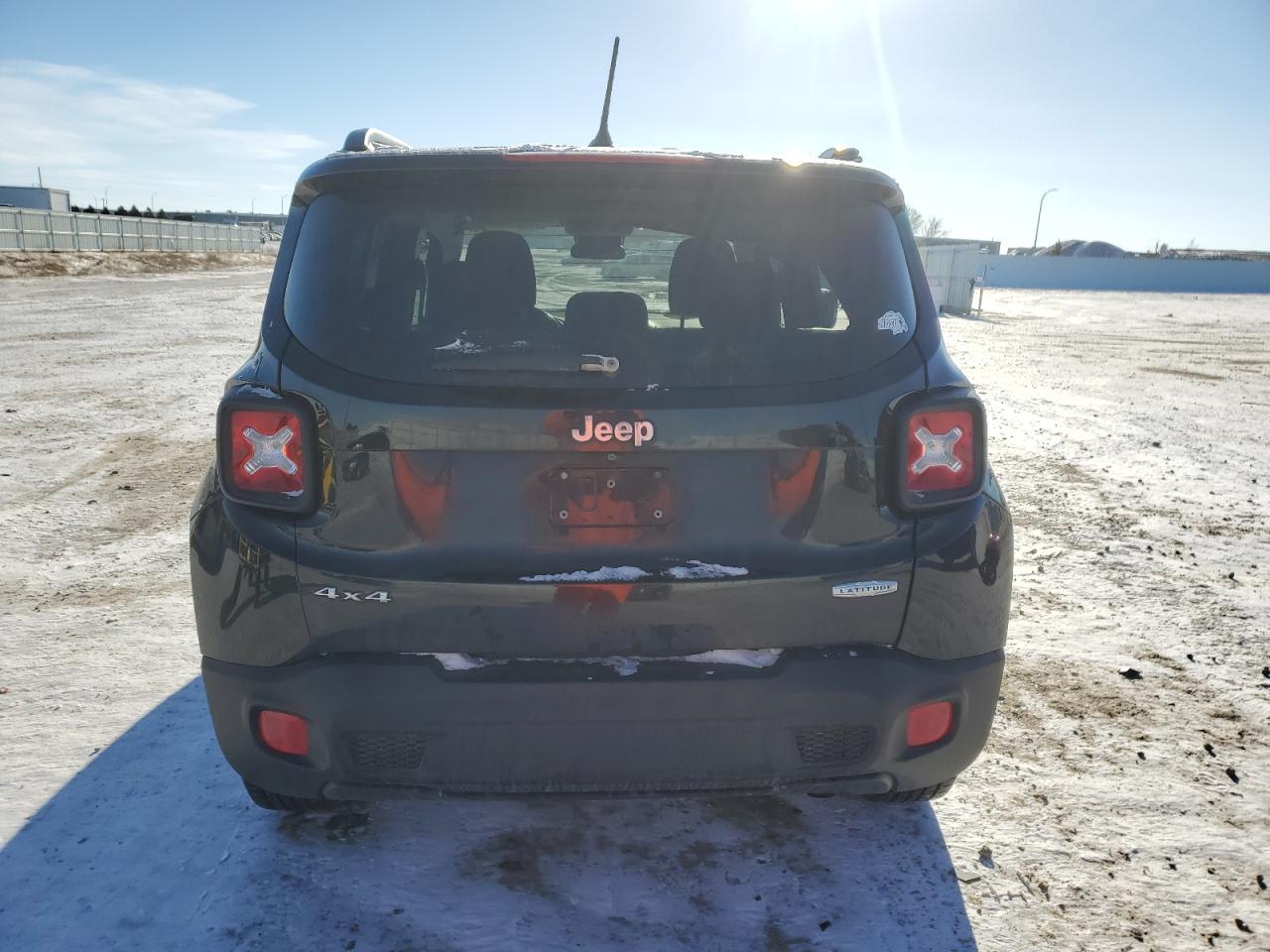 2017 JEEP RENEGADE L - Image 6