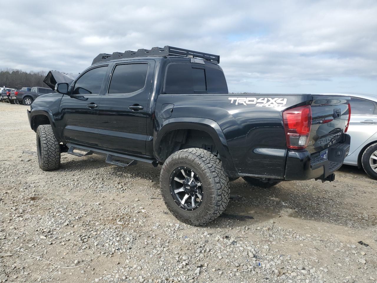 2018 TOYOTA TACOMA DOU - Фото 2