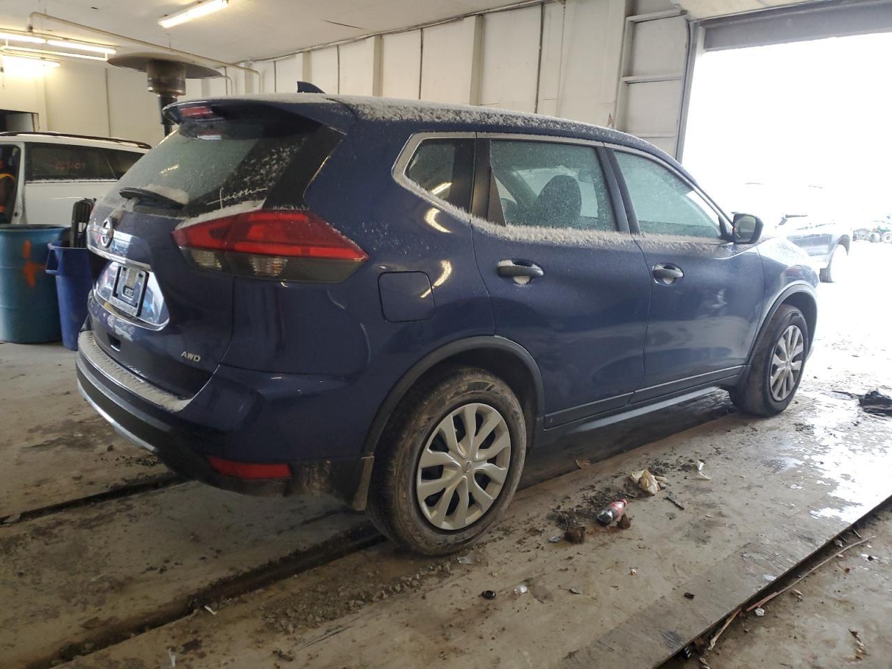 2017 NISSAN ROGUE S - Image 3