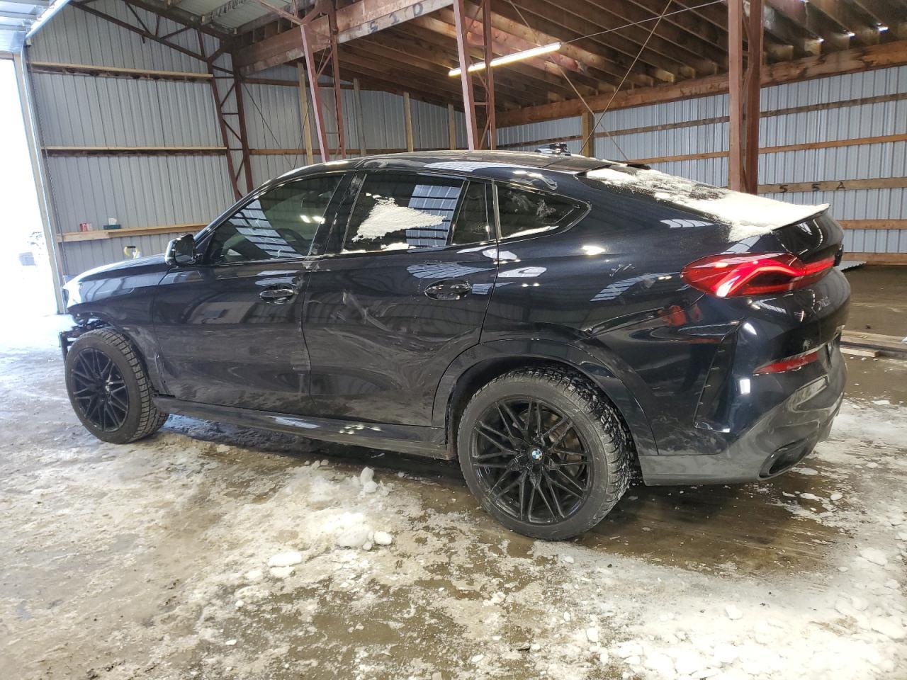 2022 BMW X6 XDRIVE4 - Фото 2