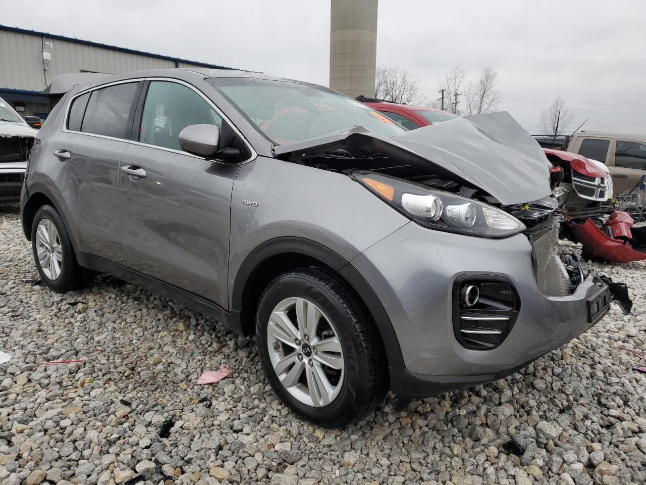 2017 KIA SPORTAGE L - Фото 4