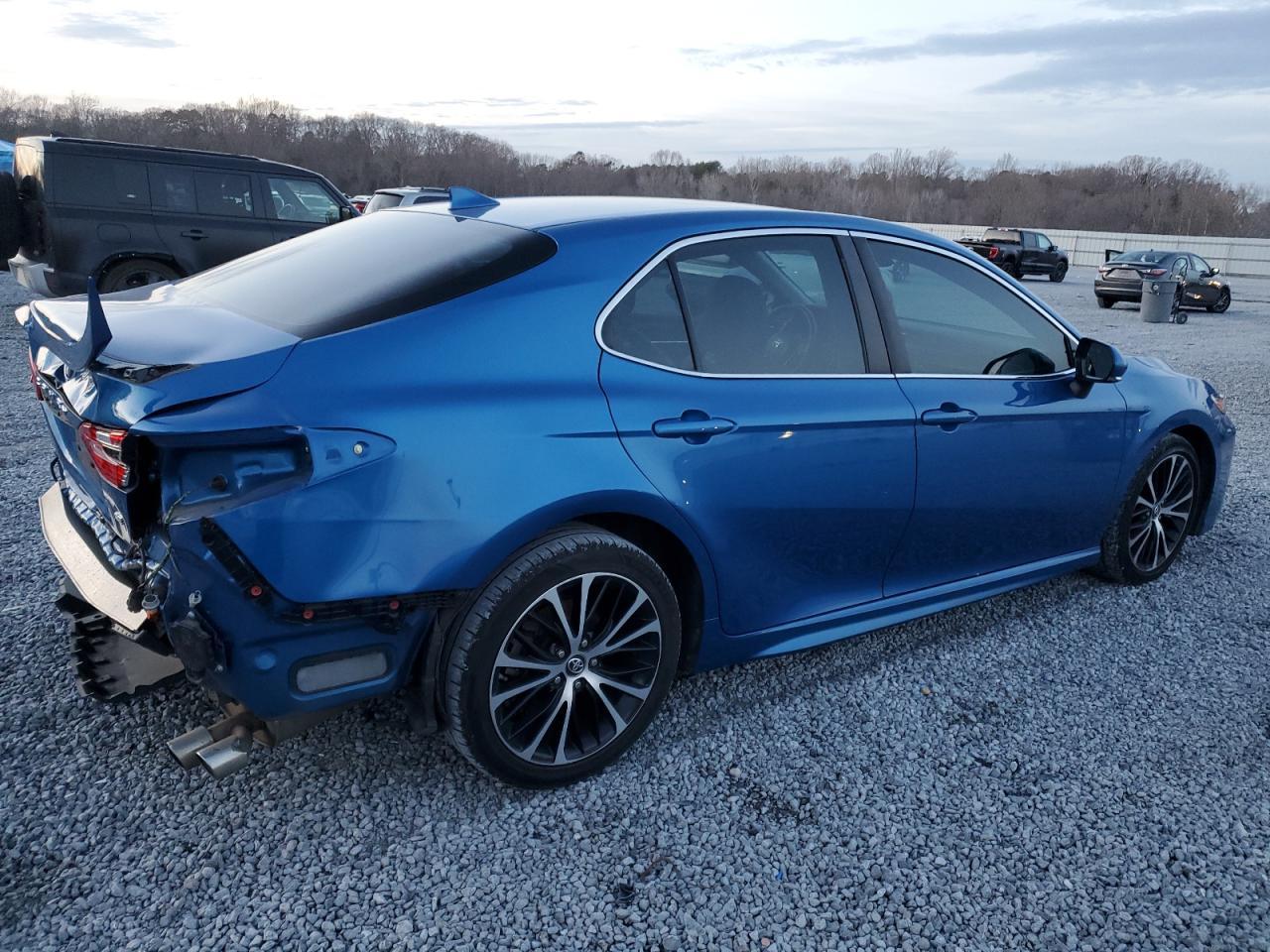 2019 TOYOTA CAMRY L - Image 3