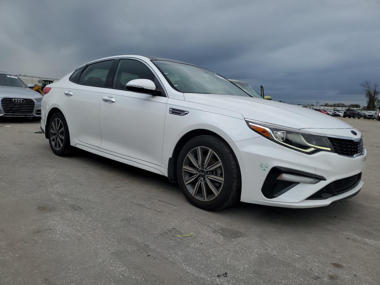 2019 KIA OPTIMA LX - Image 4