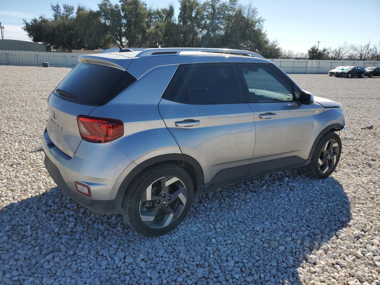 2023 HYUNDAI VENUE SEL - Фото 3