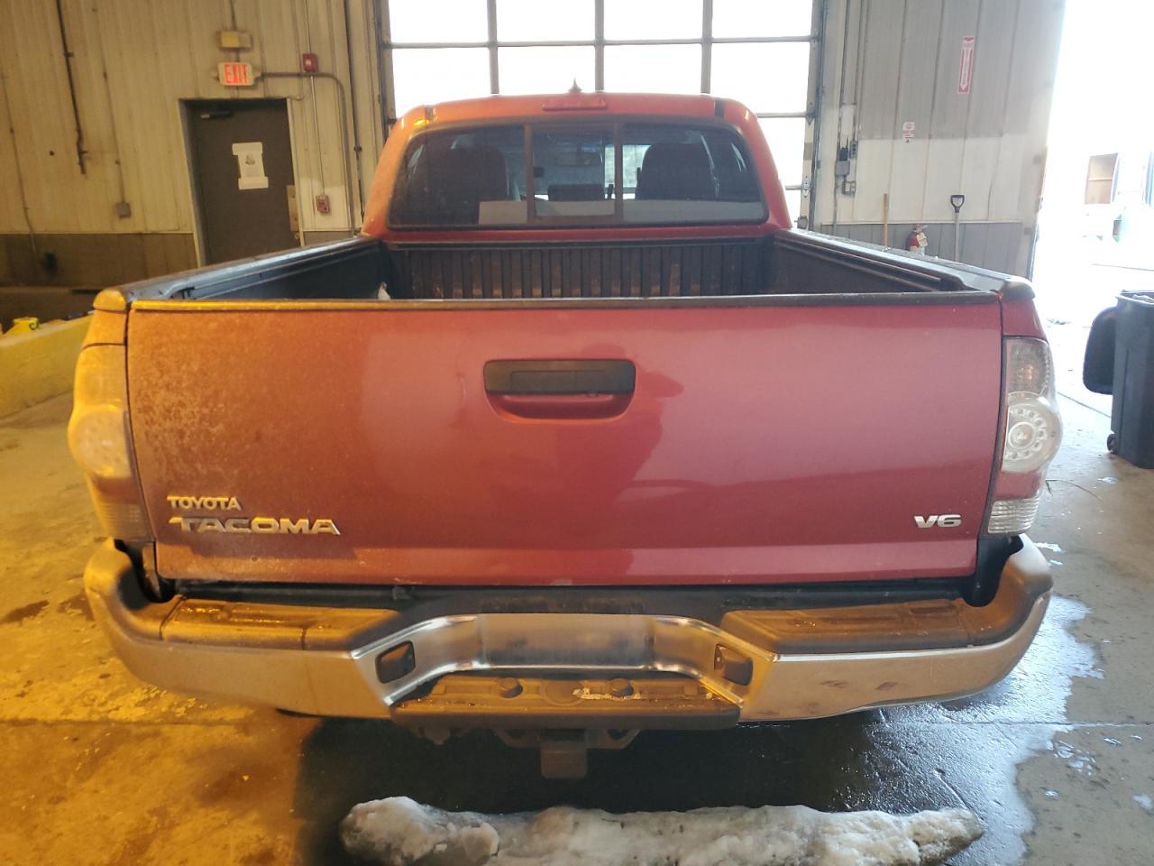 2014 TOYOTA TACOMA DOU - Фото 6