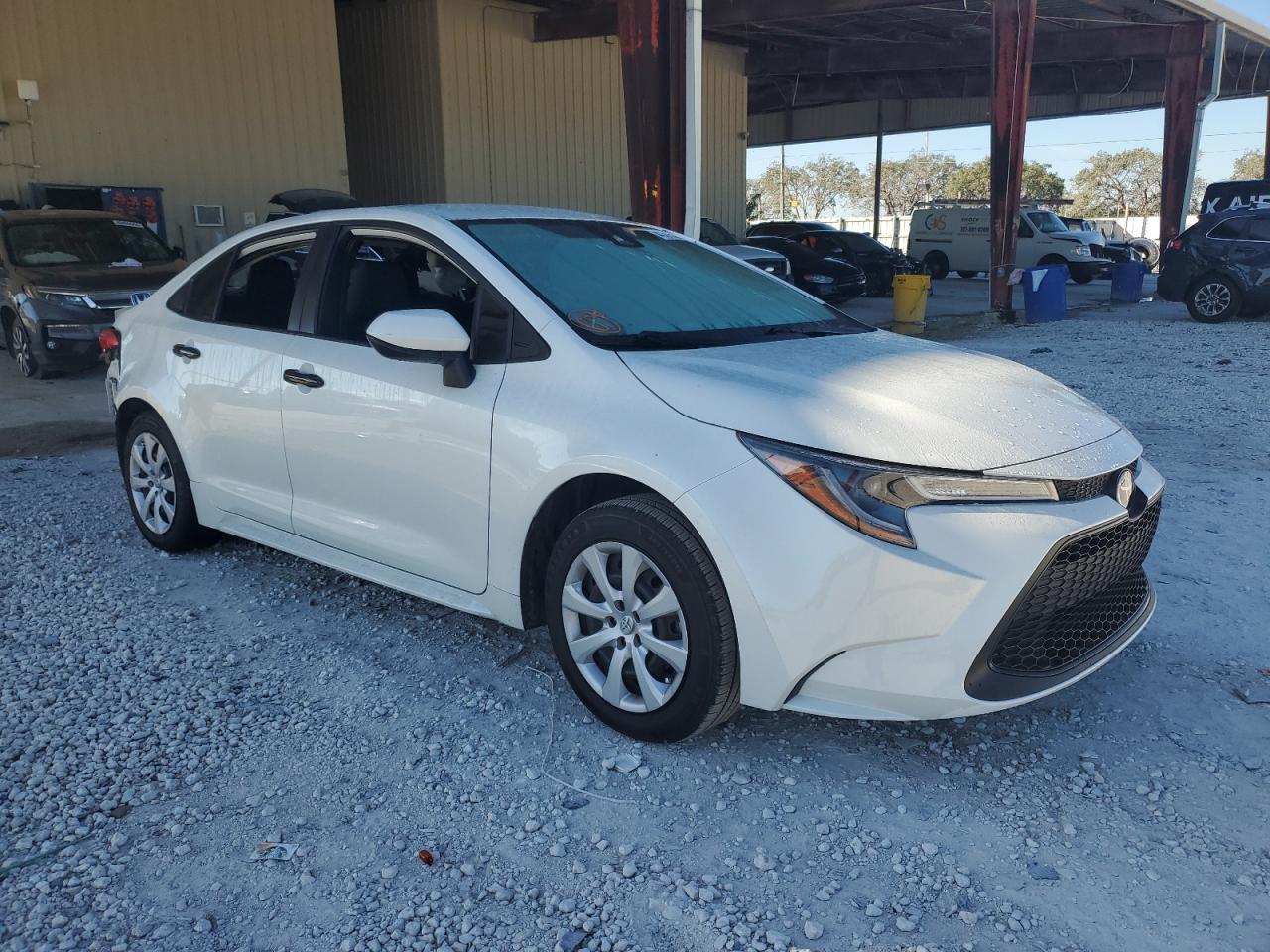 2021 TOYOTA COROLLA LE - Фото 4