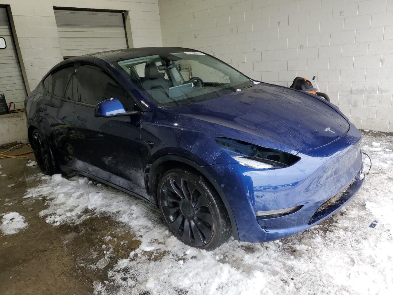 2022 TESLA MODEL Y - Image 4