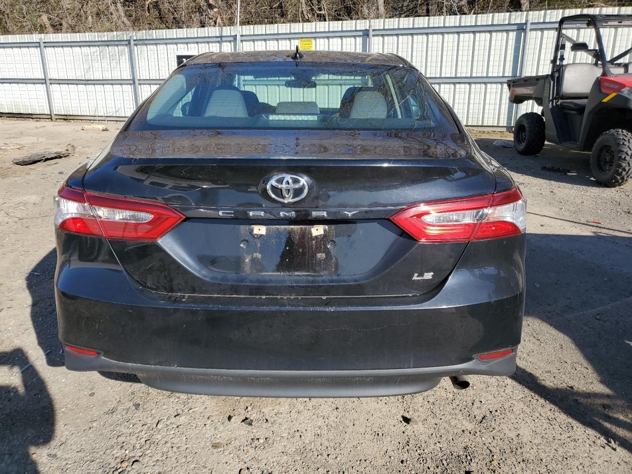 2020 TOYOTA CAMRY LE - Image 6