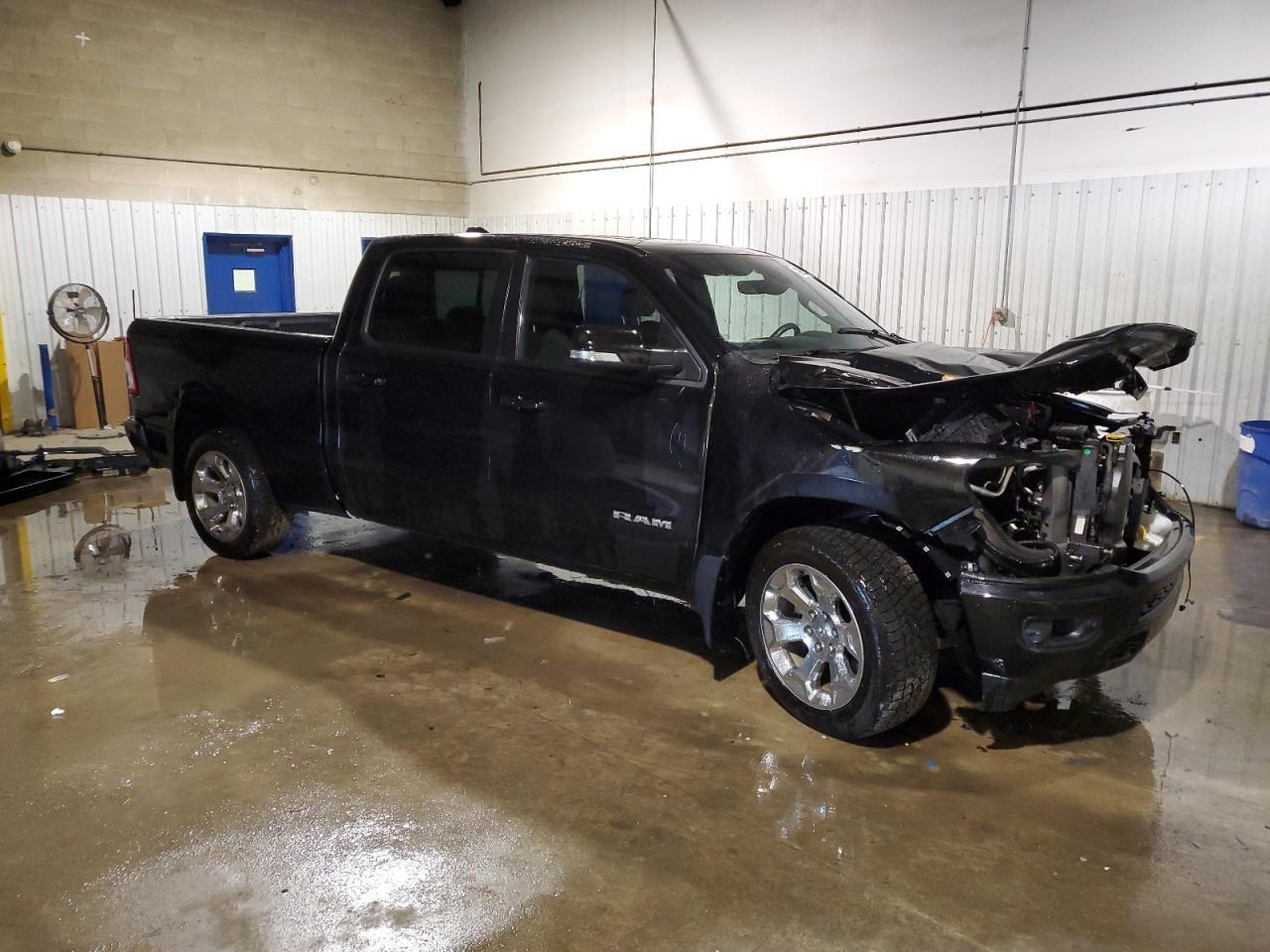 2019 RAM 1500 BIG H - Фото 4