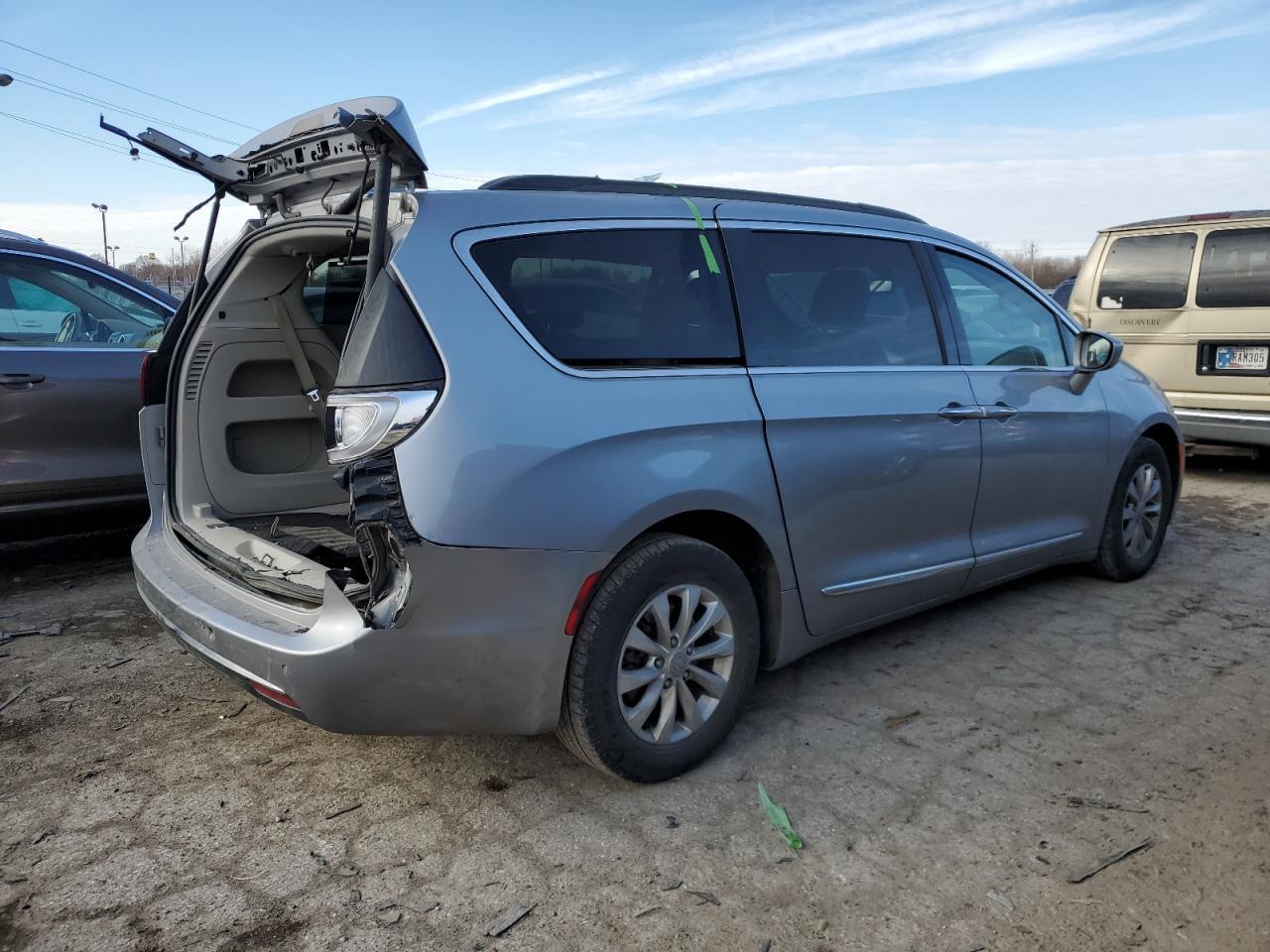2017 CHRYSLER PACIFICA T - Фото 3
