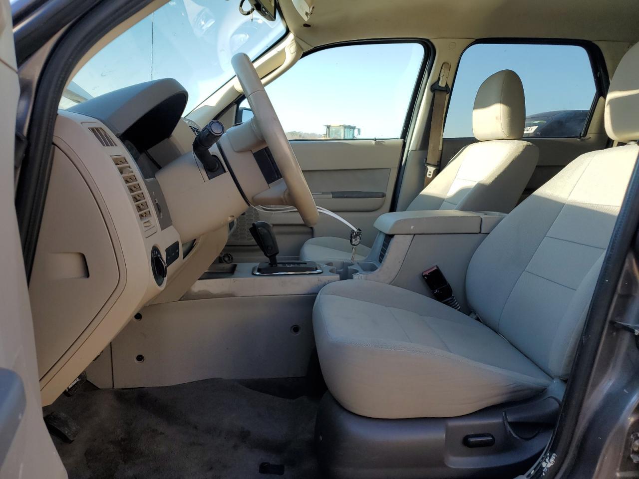 2010 FORD ESCAPE XLT - Фото 7