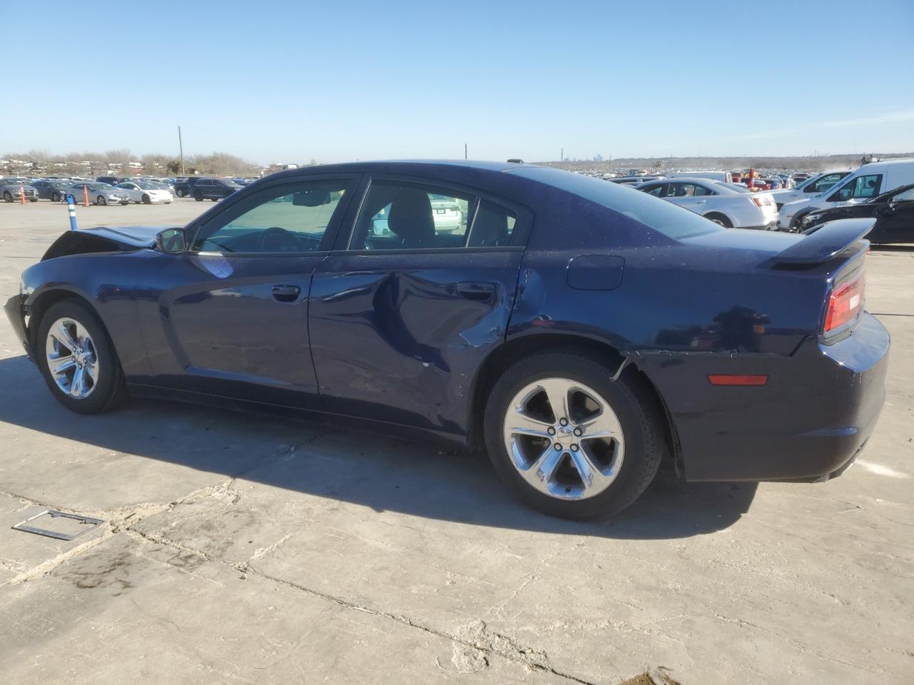 2014 DODGE CHARGER SE - Фото 2