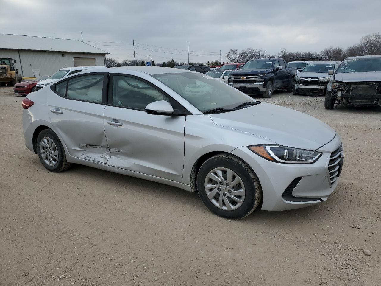 2018 HYUNDAI ELANTRA SE - Image 4