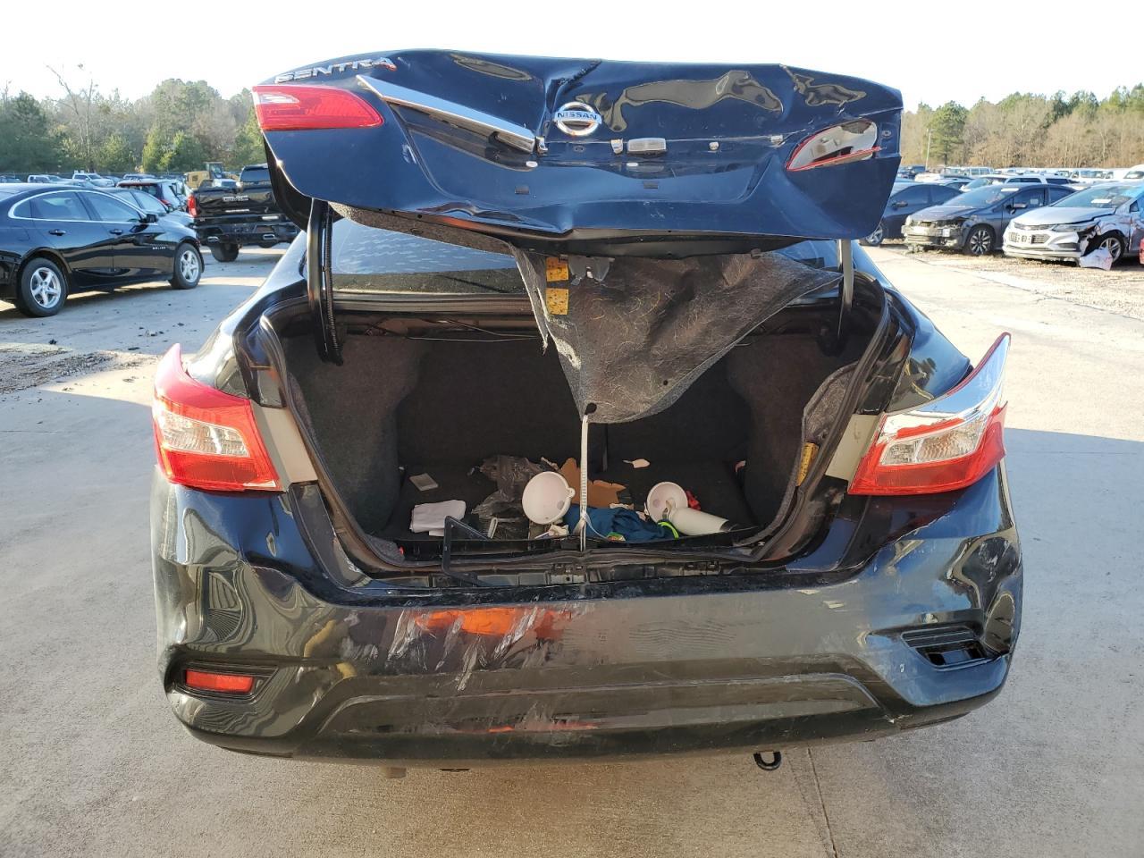 2017 NISSAN SENTRA S - Фото 6