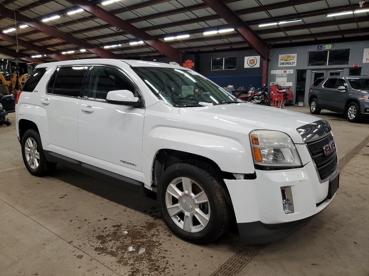 2012 GMC TERRAIN SL - Image 4