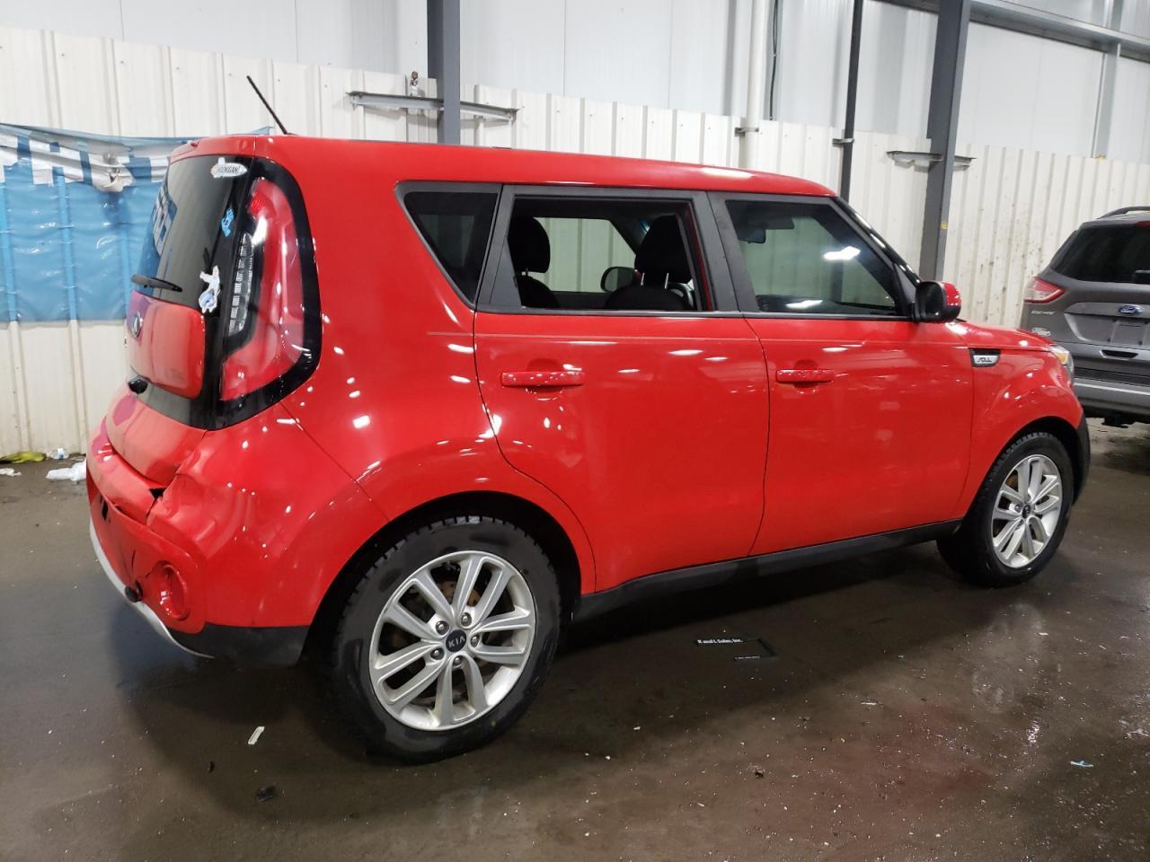 2017 KIA SOUL + - Image 3