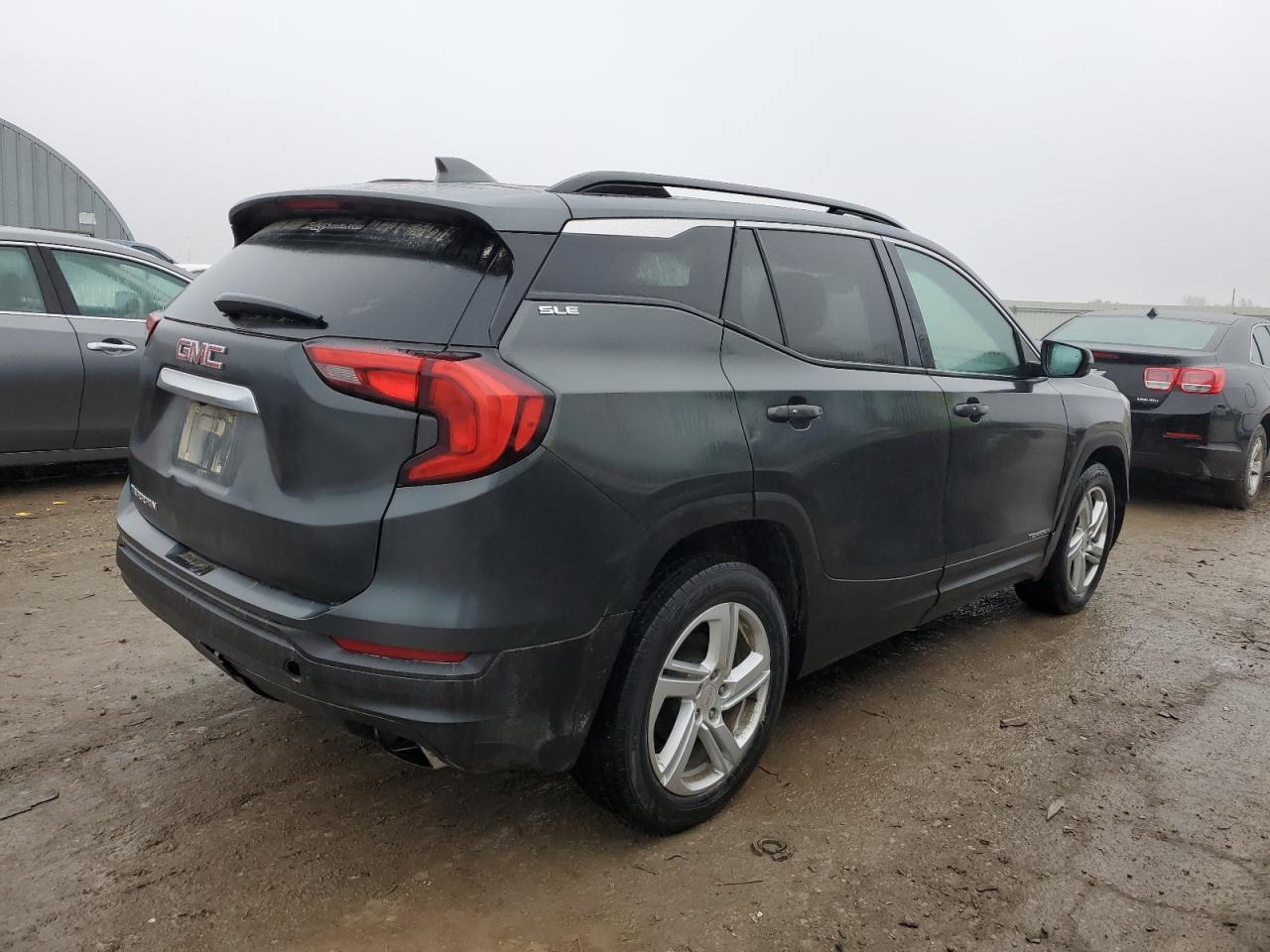 2018 GMC TERRAIN SL - Image 3