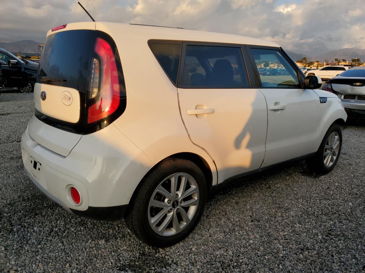 2019 KIA SOUL + - Фото 3