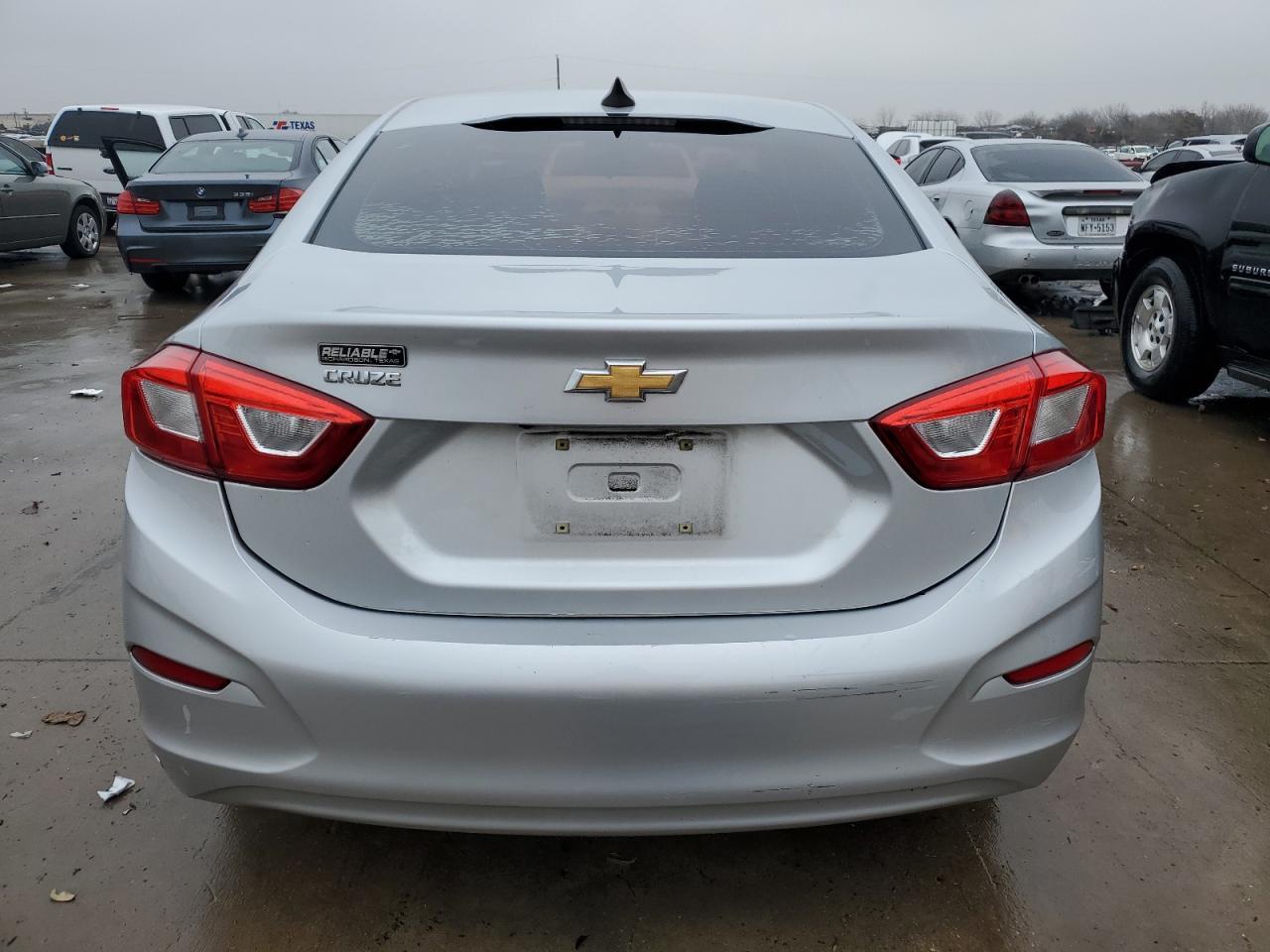 2017 CHEVROLET CRUZE LS - Image 6
