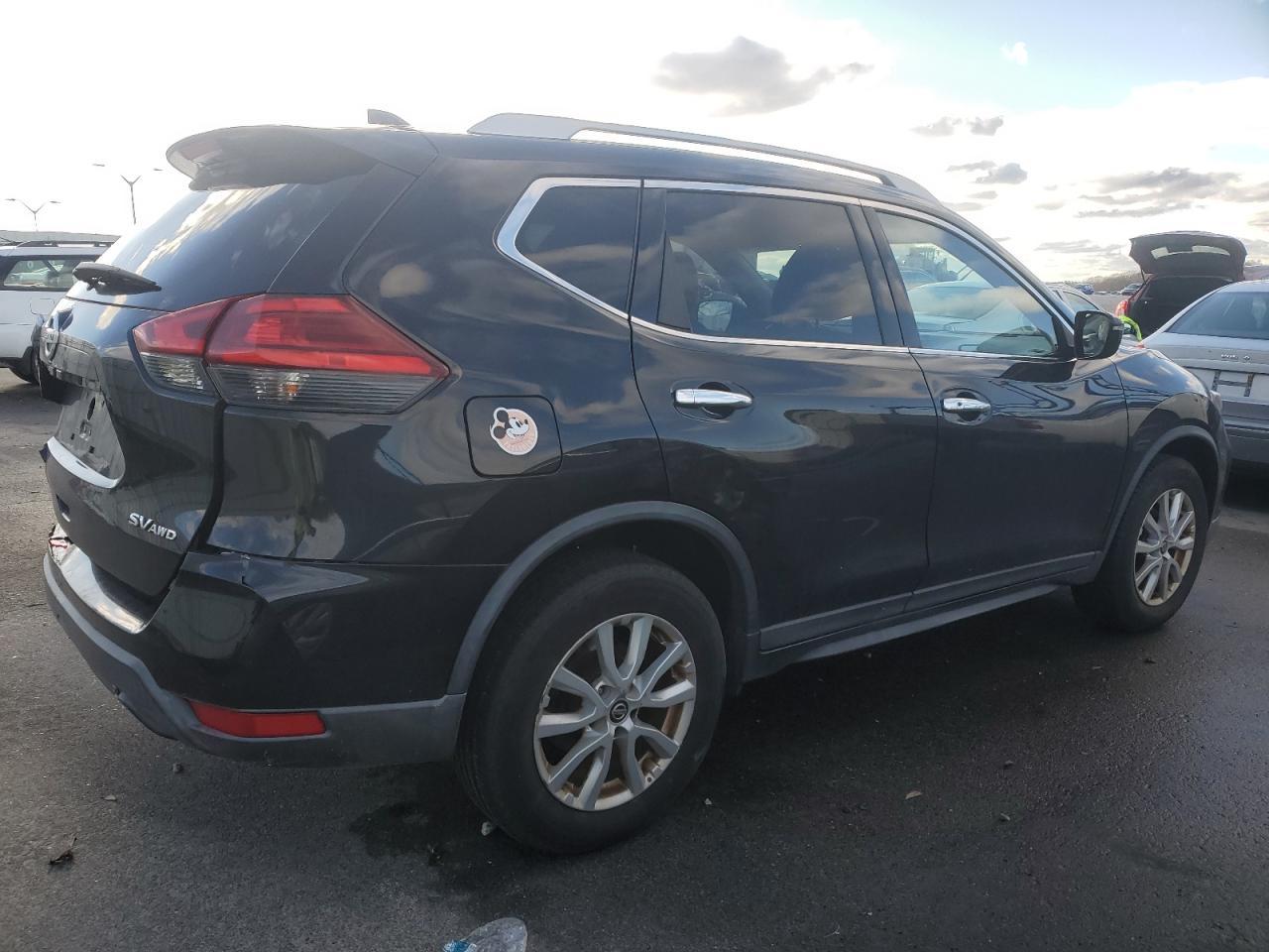 2017 NISSAN ROGUE S - Фото 3