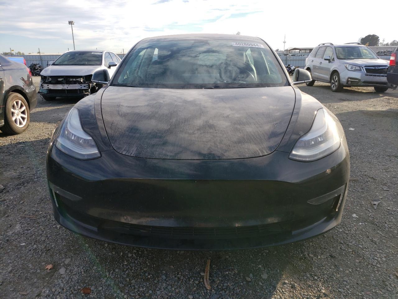 2019 TESLA MODEL 3 - Фото 5