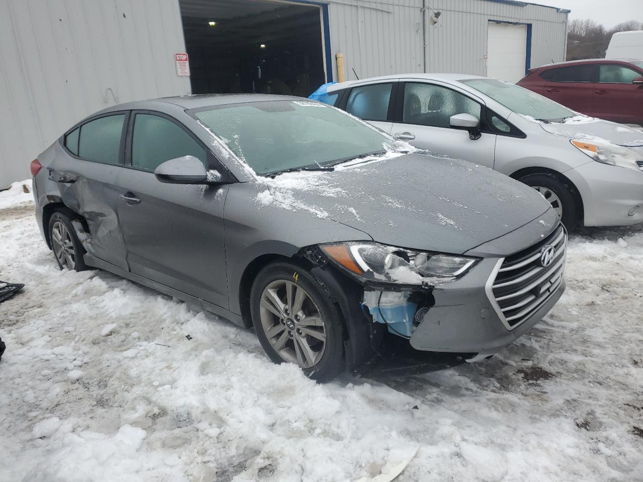 2017 HYUNDAI ELANTRA SE - Фото 4