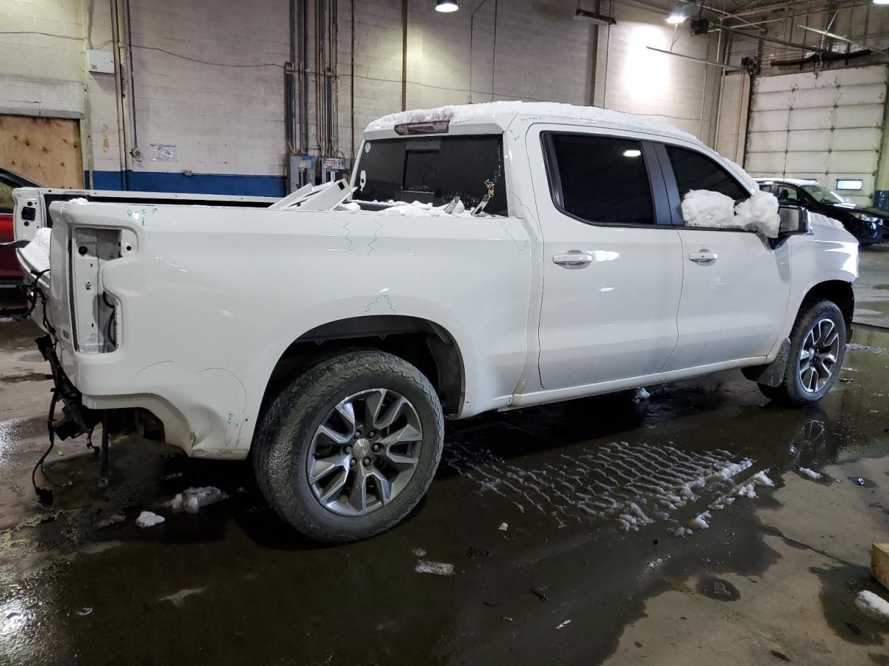 2021 CHEVROLET SILVERADO - Фото 3