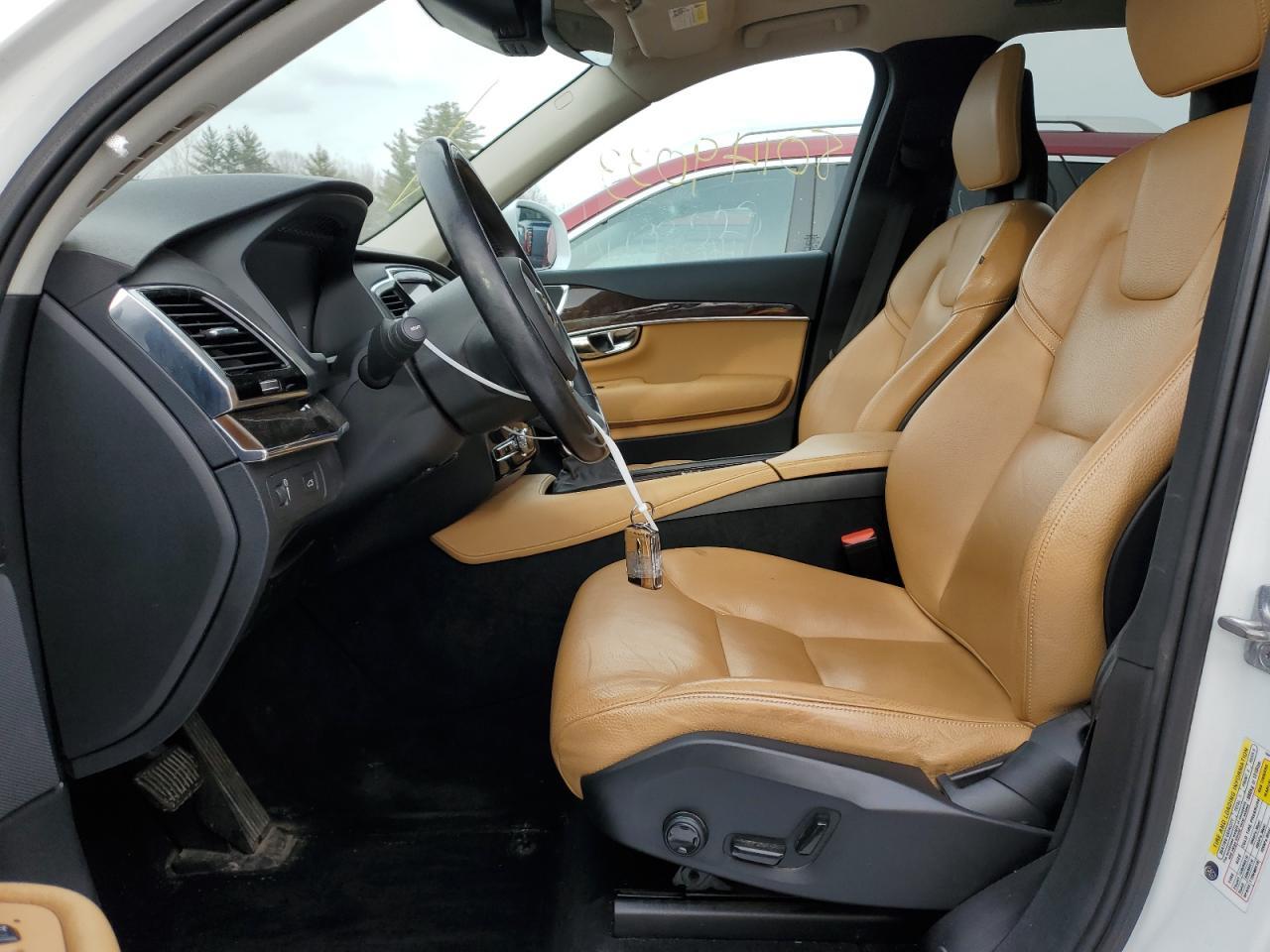 2016 VOLVO XC90 T6 - Фото 7