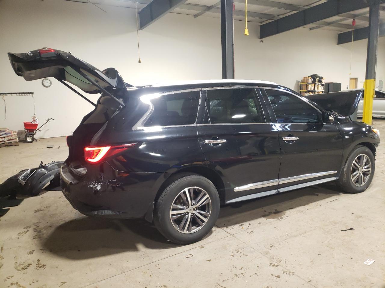 2016 INFINITI QX60 - Image 3