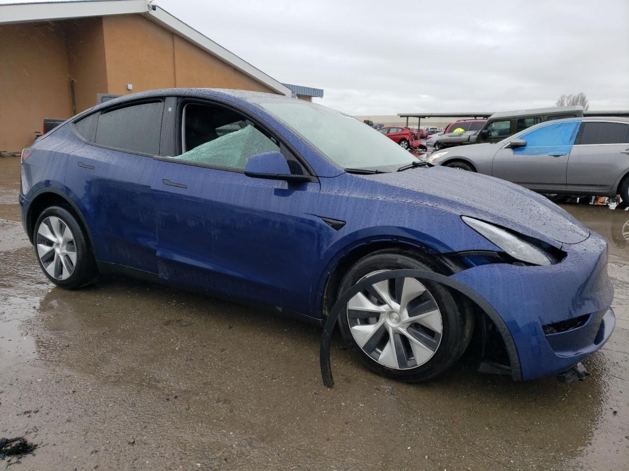 2023 TESLA MODEL Y - Фото 4