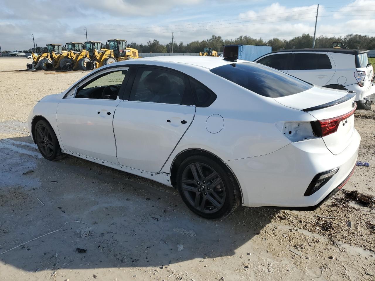 2021 KIA FORTE GT L - Image 2
