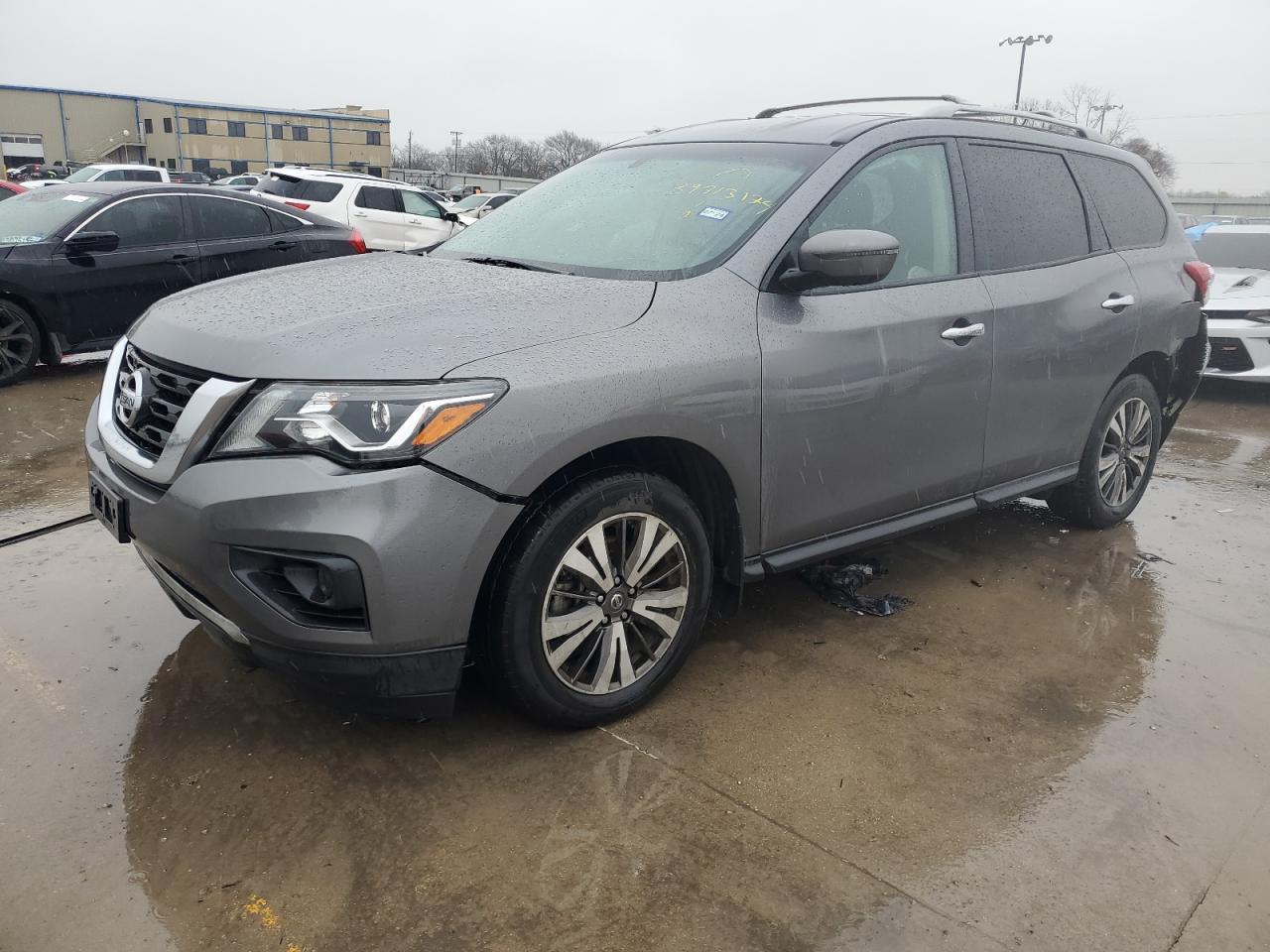 2017 NISSAN PATHFINDER