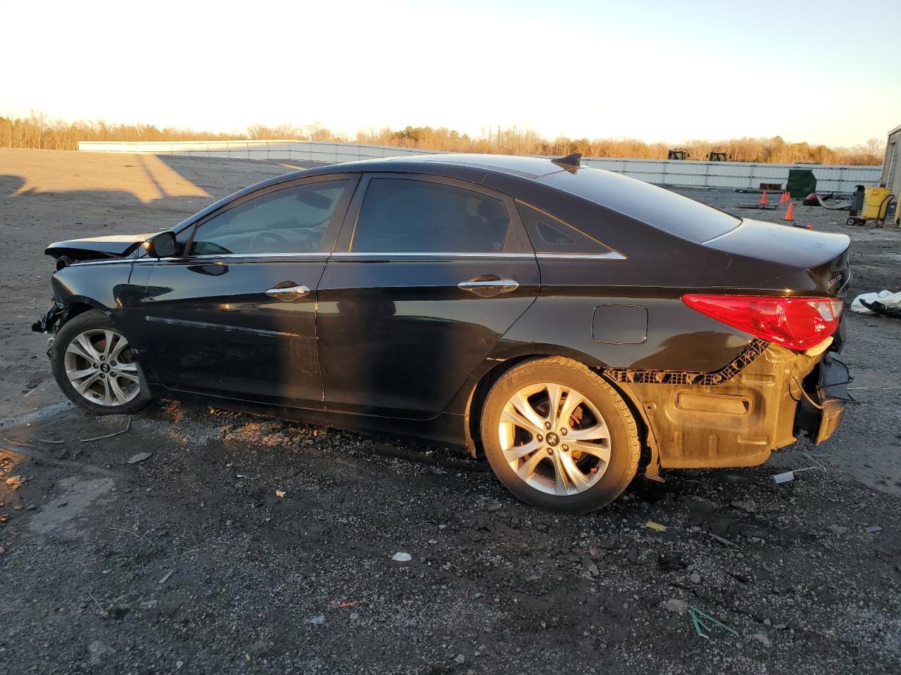 2013 HYUNDAI SONATA SE - Фото 2