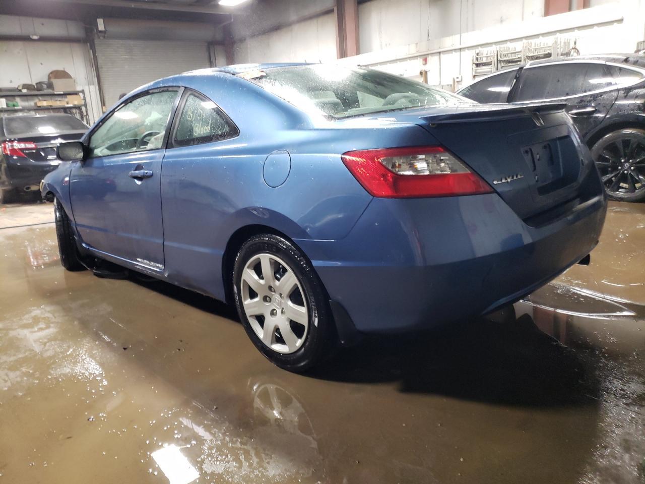 2011 HONDA CIVIC LX - Фото 2
