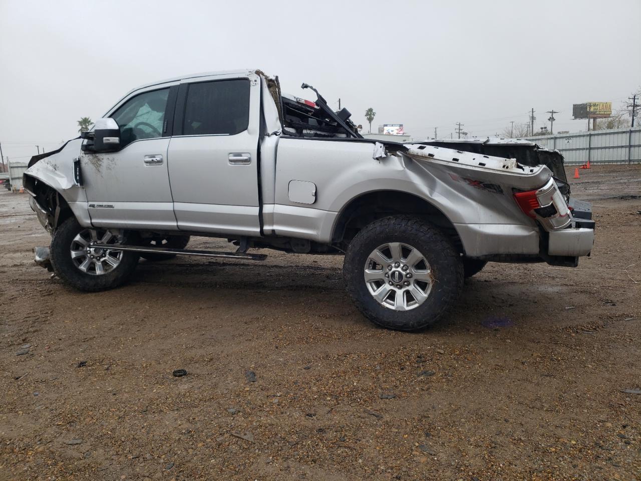 2017 FORD F250 SUPER - Image 2