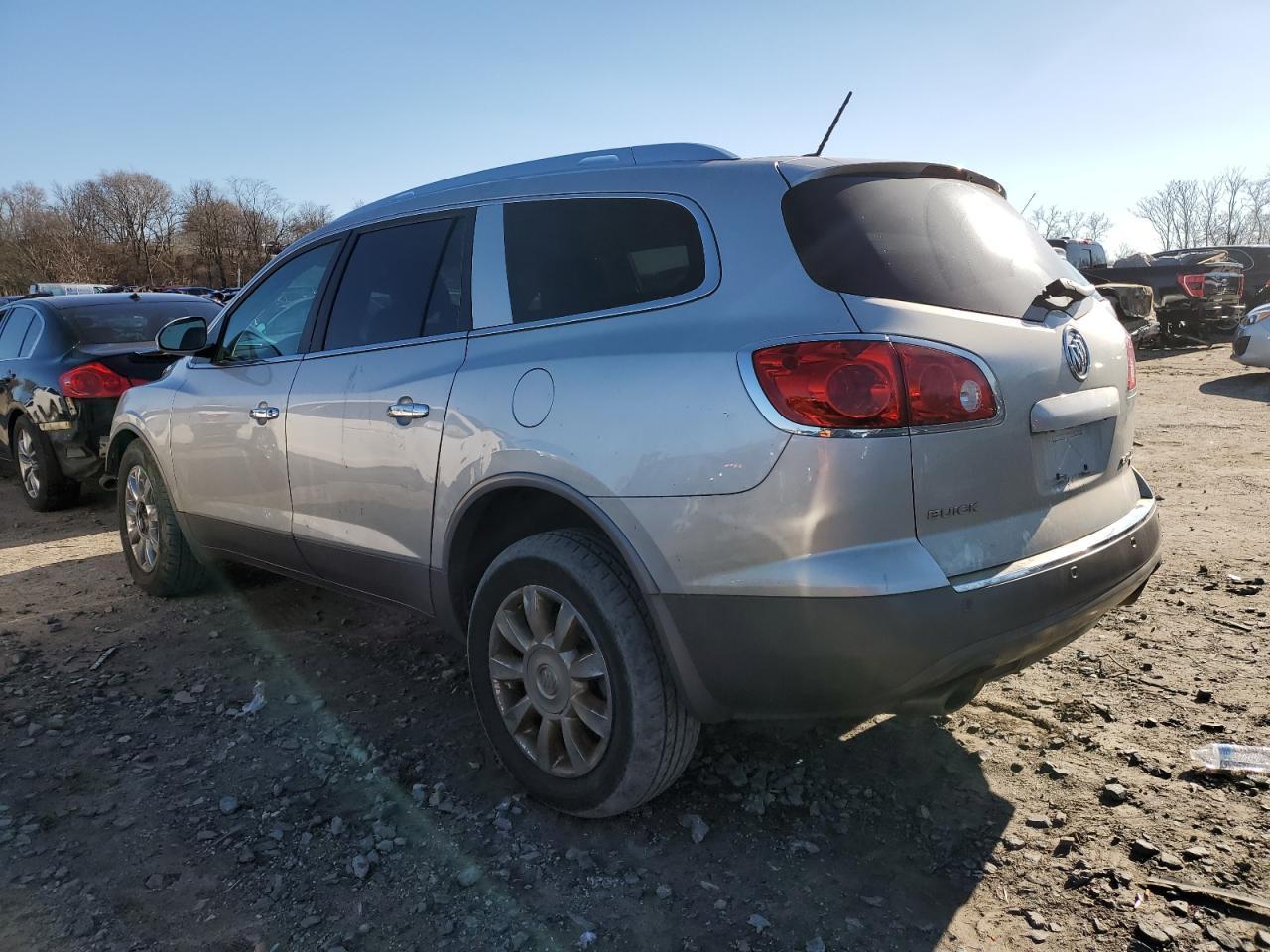 2011 BUICK ENCLAVE CX - Image 2