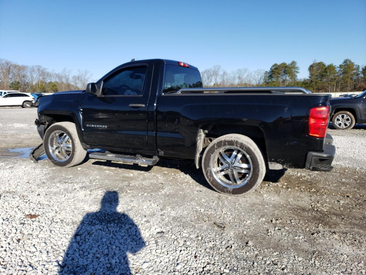 2017 CHEVROLET SILVERADO - Image 2