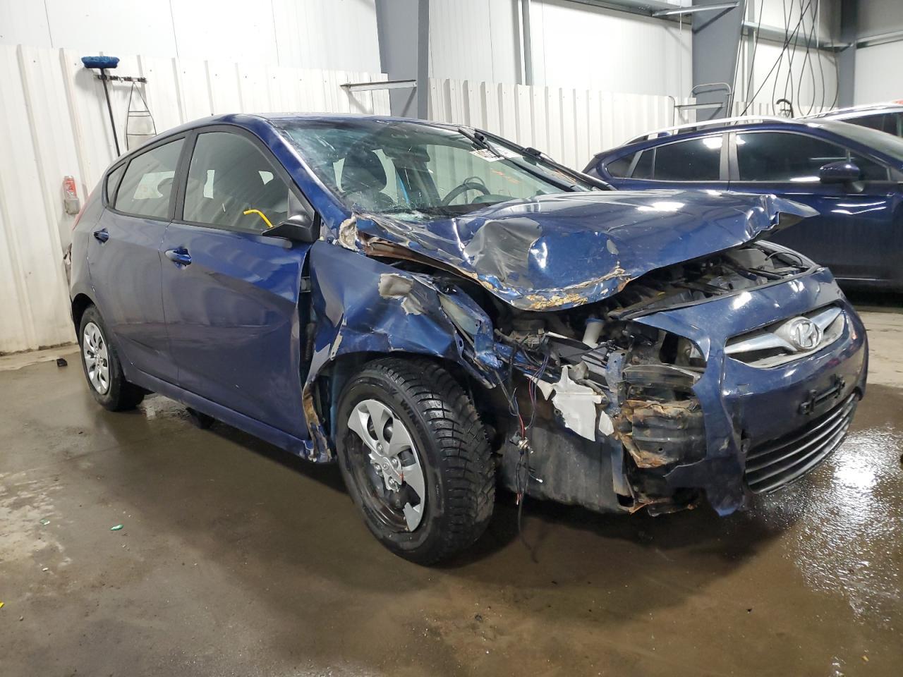 2017 HYUNDAI ACCENT SE - Image 4