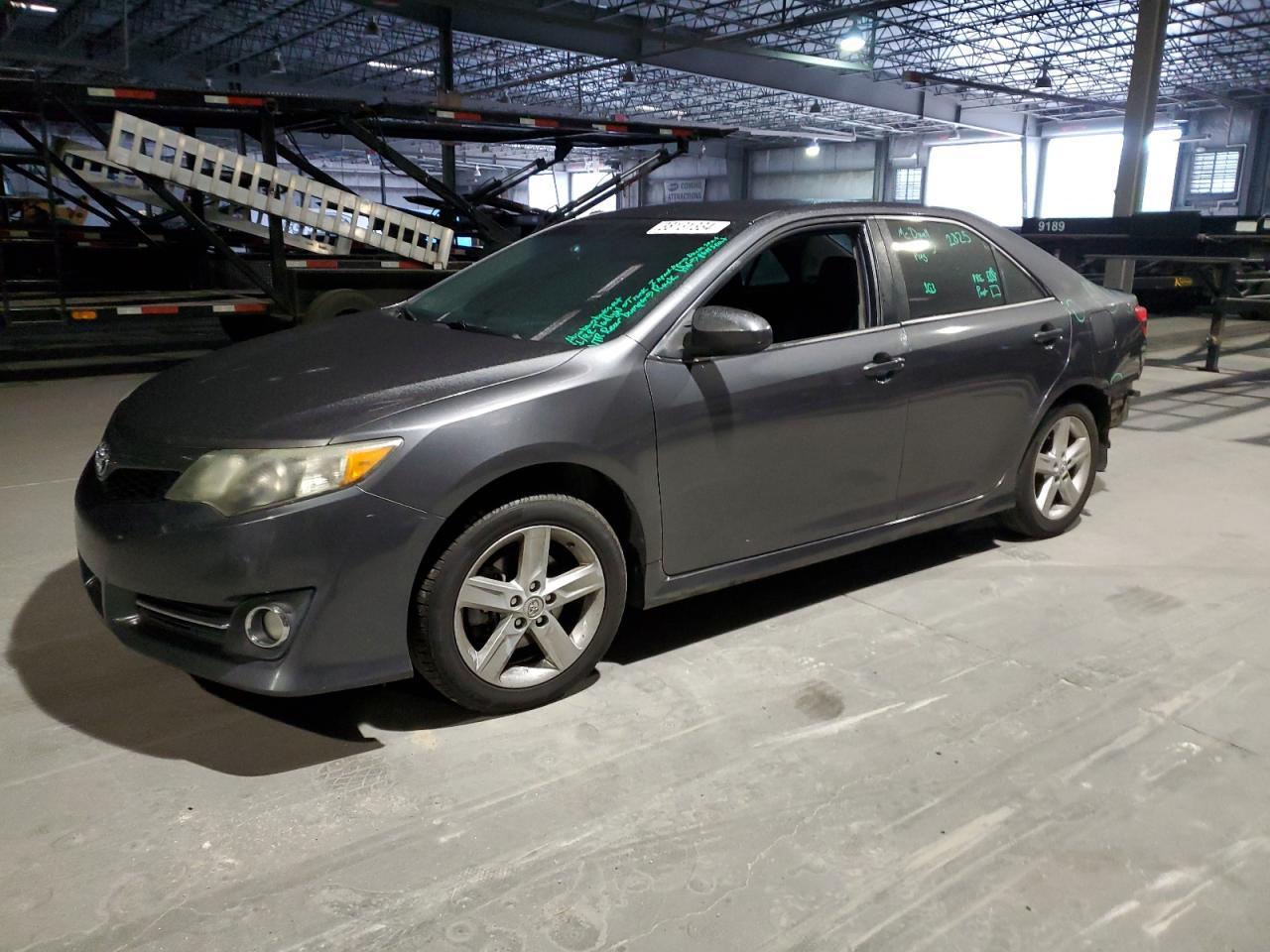 2014 TOYOTA CAMRY L