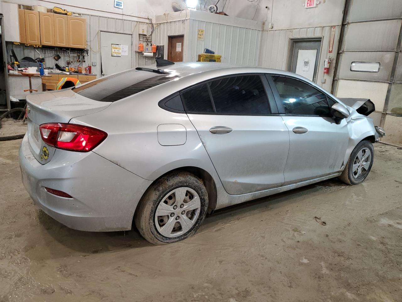 2017 CHEVROLET CRUZE LS - Image 3