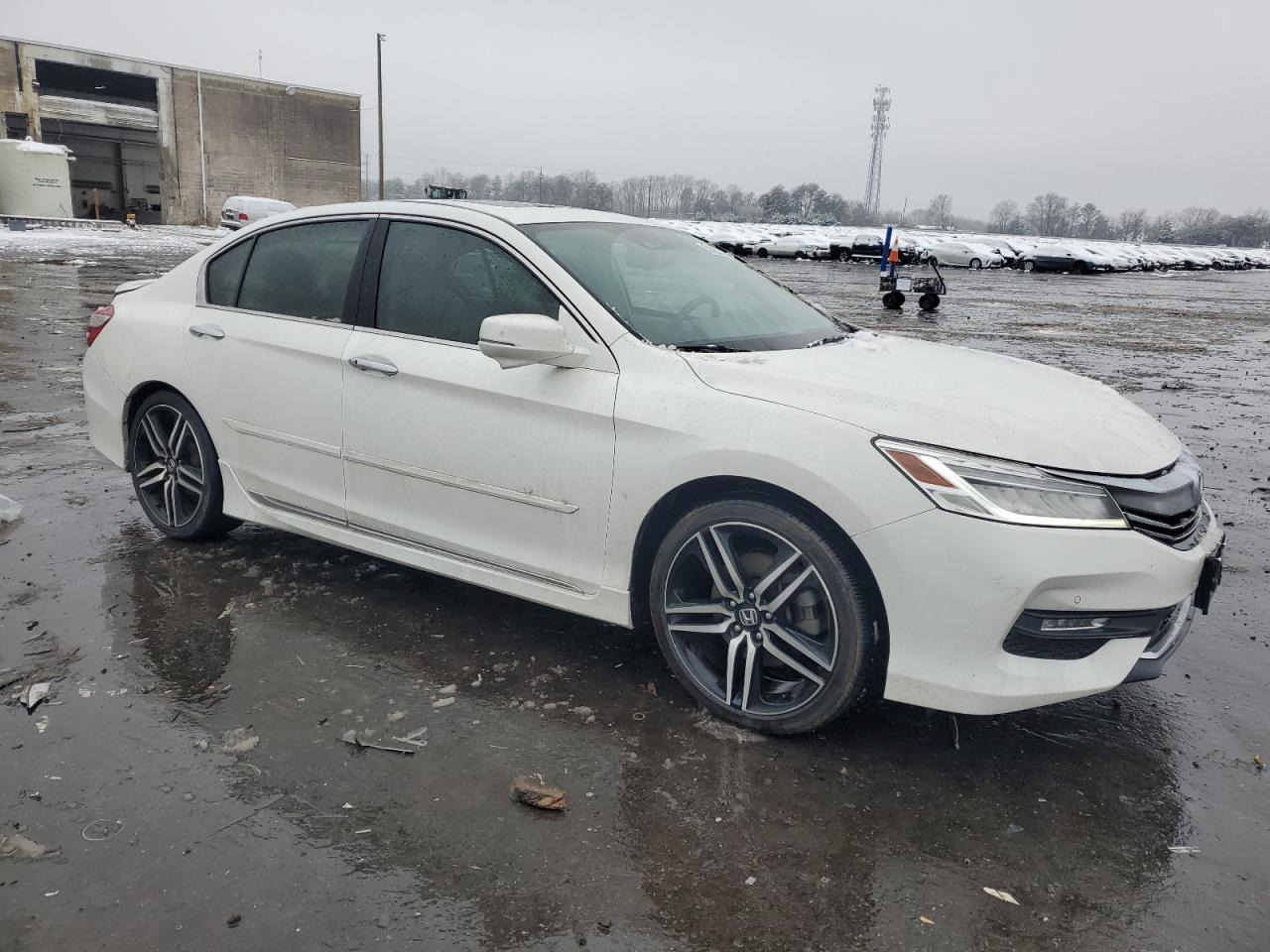 2016 HONDA ACCORD TOU - Image 4